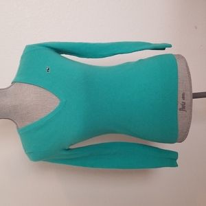 Vineyard Vines V Neck Turquoise Sweater